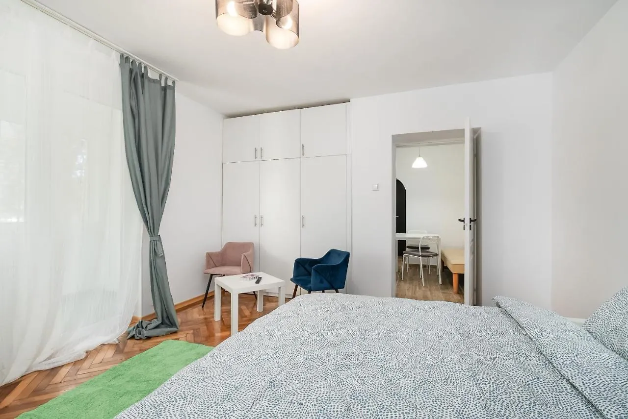 Vlad House Dristor Park Lake Βουκουρέστι 0*,