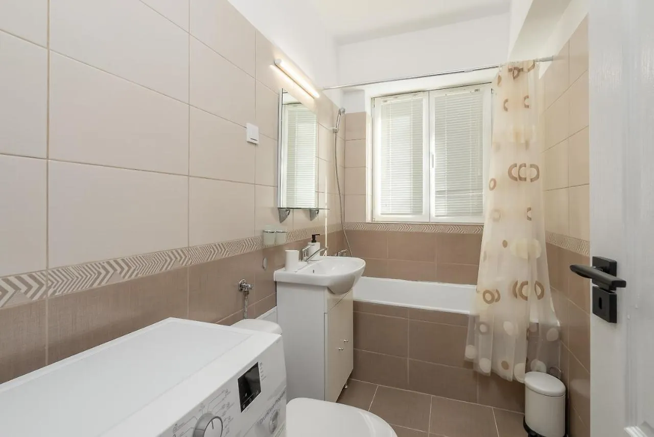 Vlad House Dristor Park Lake Bucharest Apartment